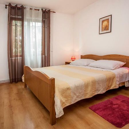 Apartment Regina Rovinj Buitenkant foto