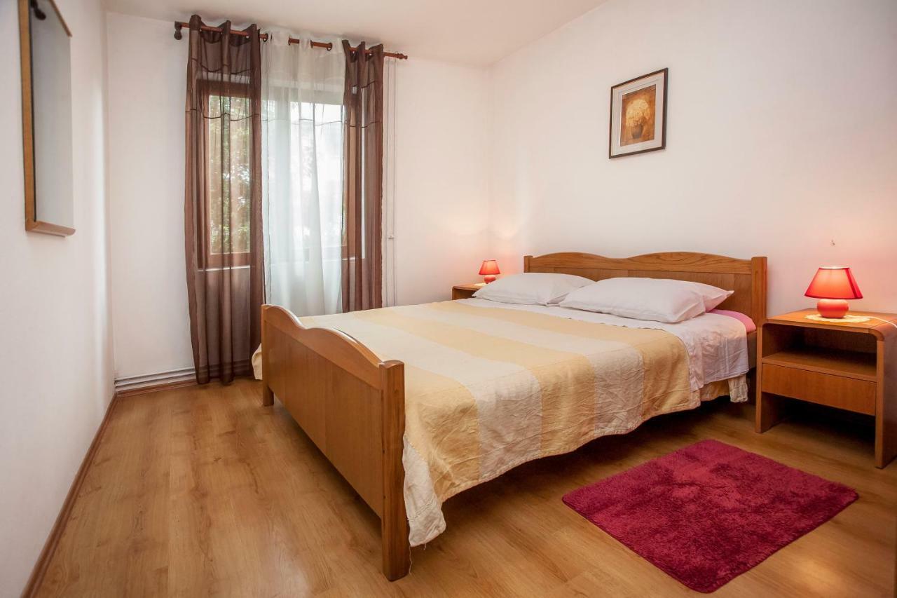 Apartment Regina Rovinj Buitenkant foto