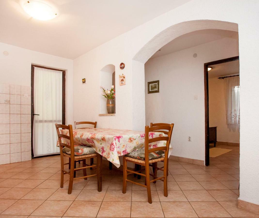 Apartment Regina Rovinj Buitenkant foto