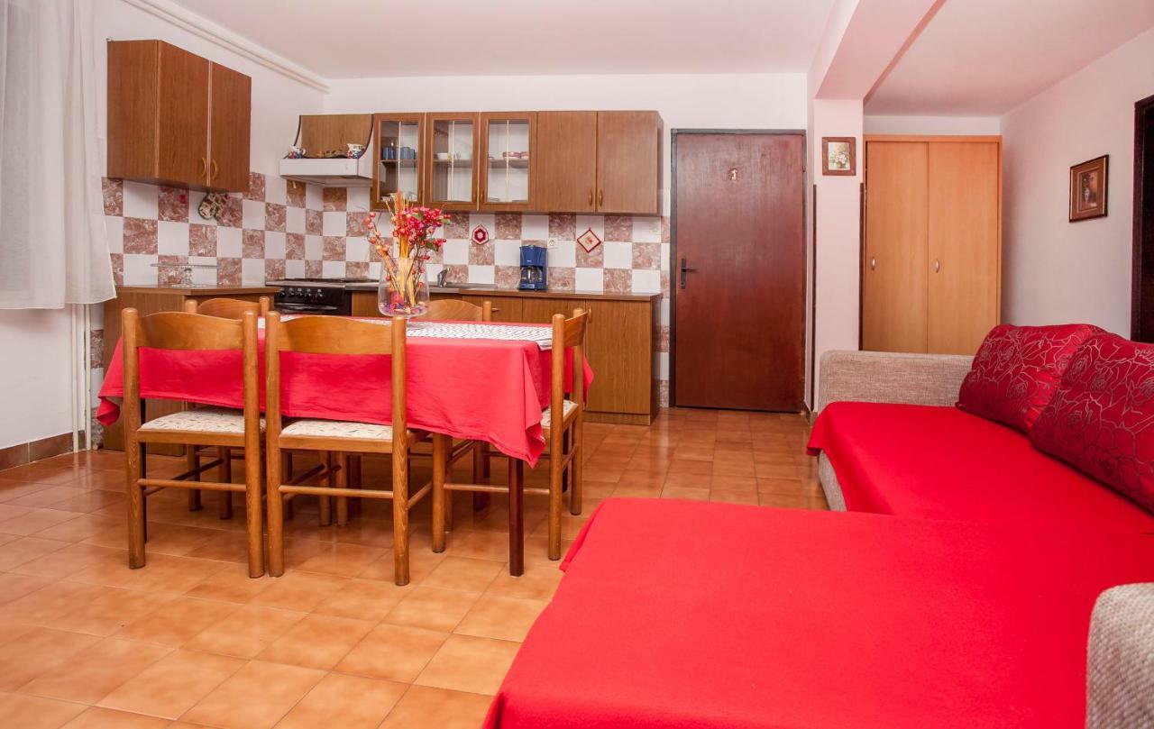 Apartment Regina Rovinj Buitenkant foto