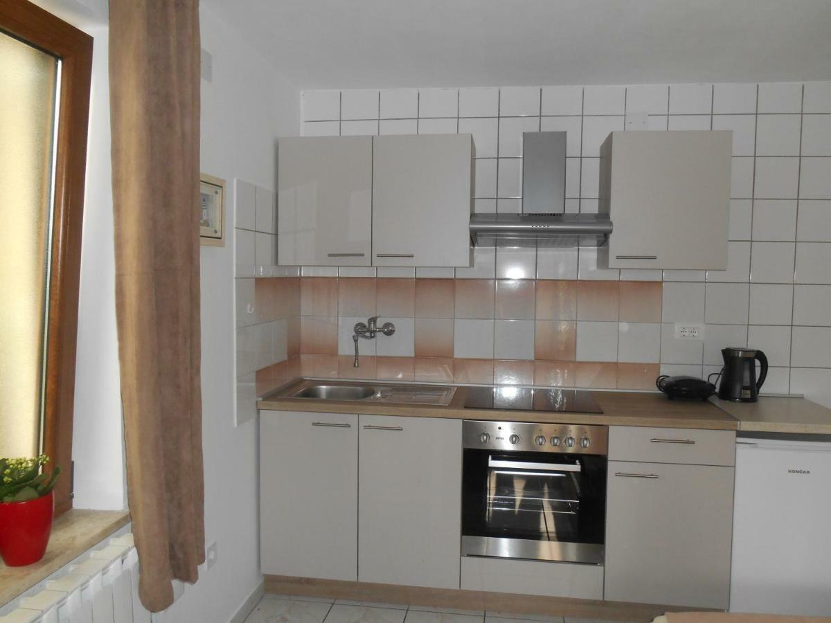 Apartment Regina Rovinj Buitenkant foto